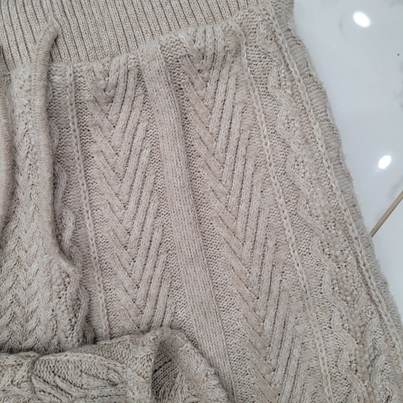 Cable Knit Zara Shorts - Picture 8 of 14